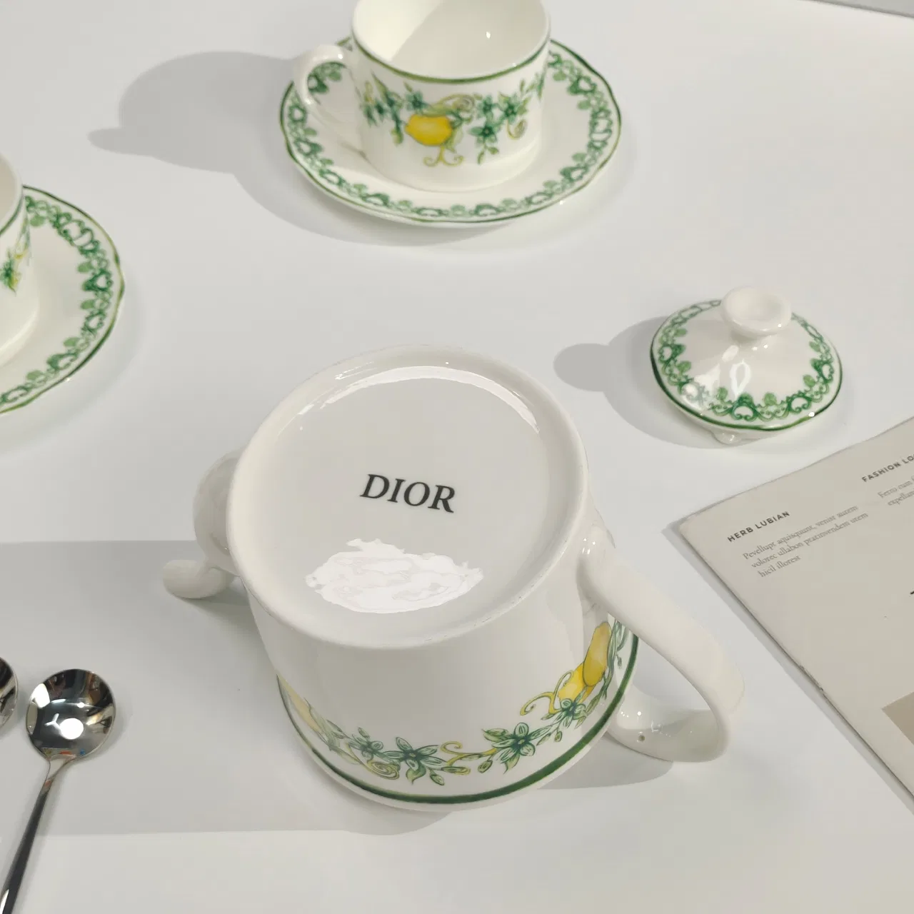DIO 27FW OJOMUZF 058 찻잔세트 6