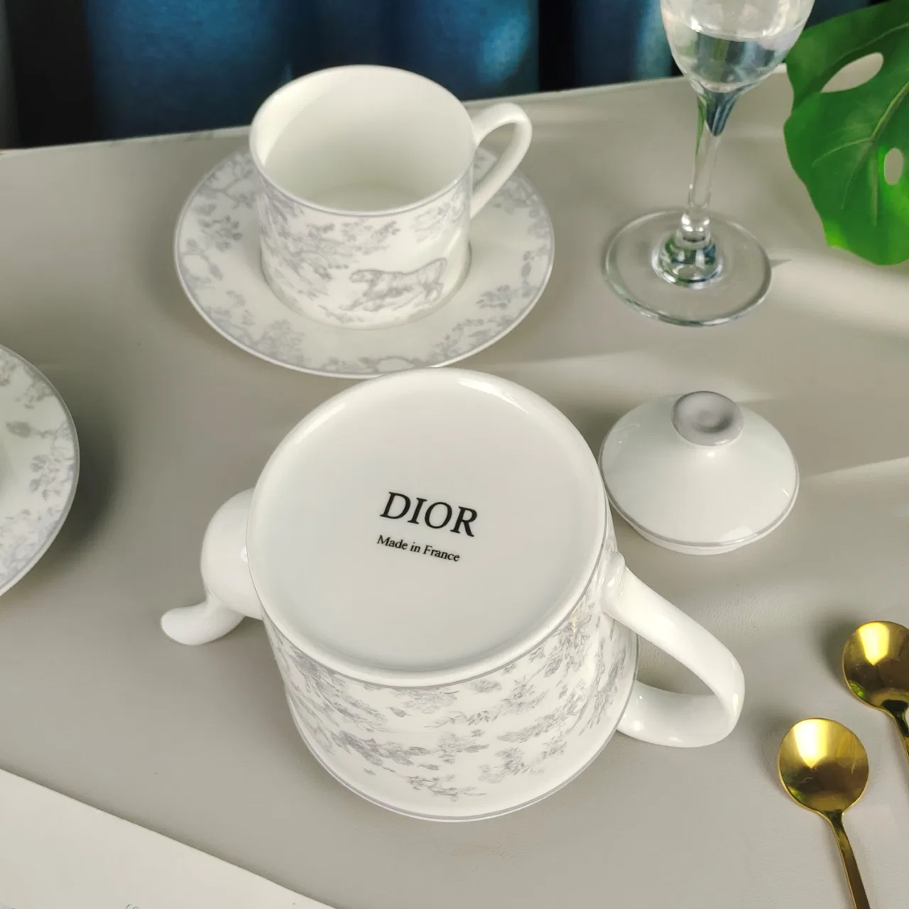 DIO 27FW OJOMUZF 067 찻잔세트 6