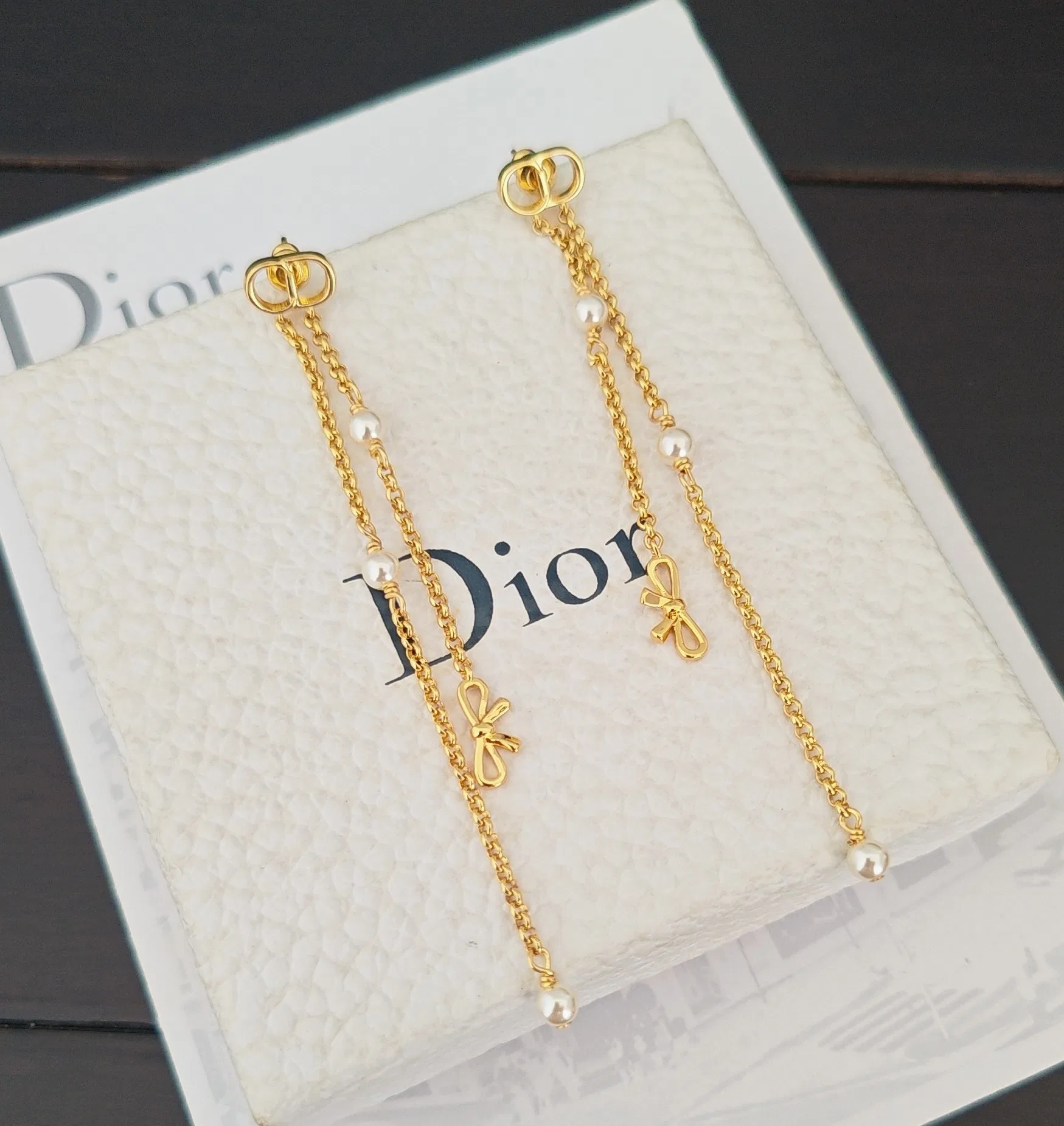DIO 27FW QSJYTER 019 귀걸이 3