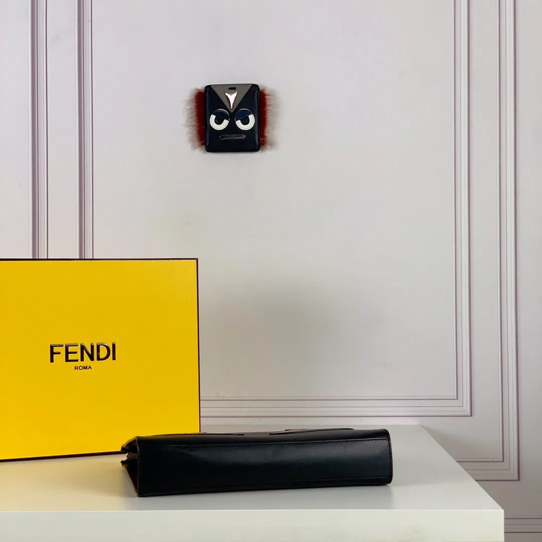 FEN 27FW CMBSDWE 002 클러치 5