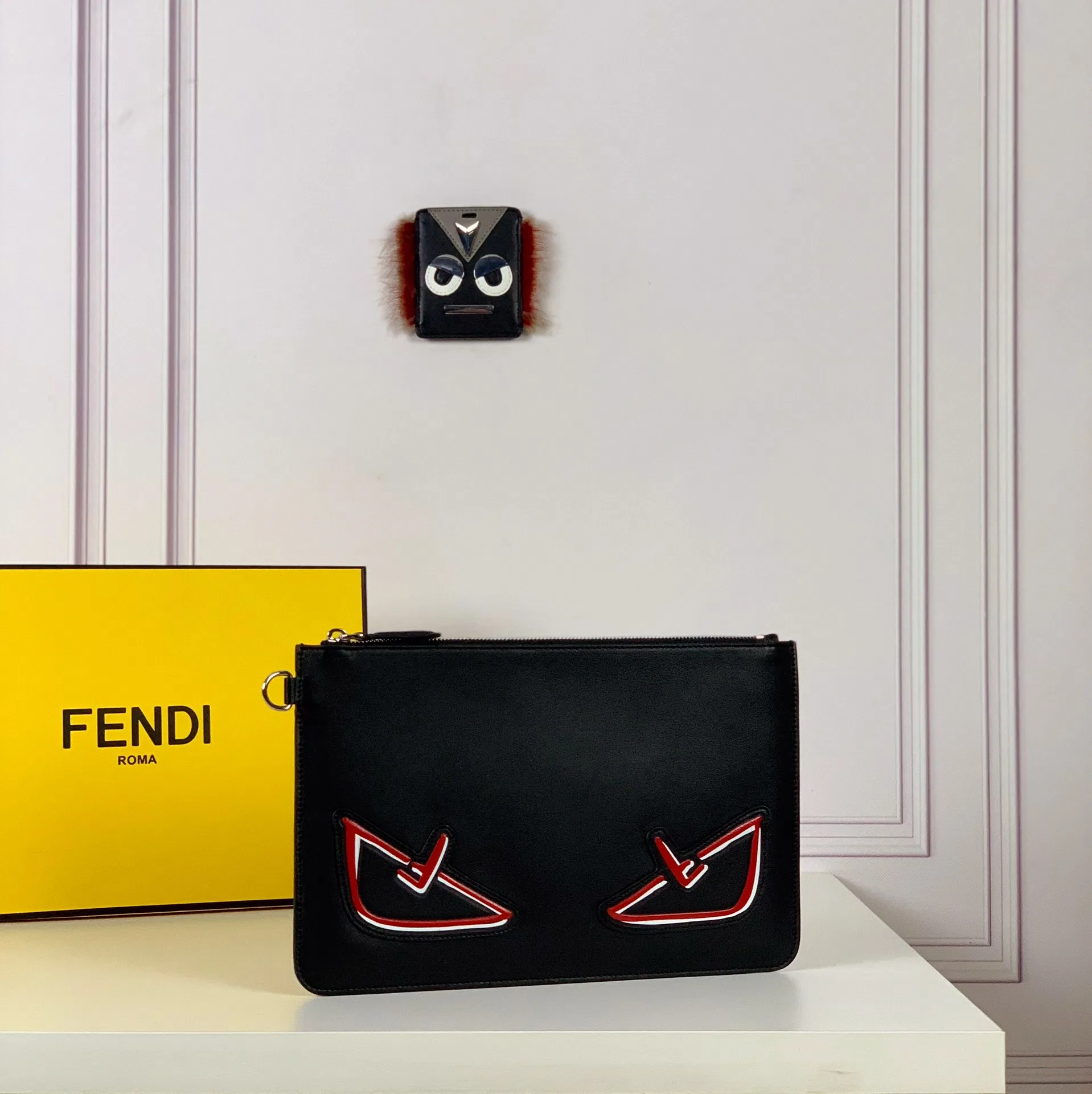 FEN 27FW CMBSDWE 004 클러치 3