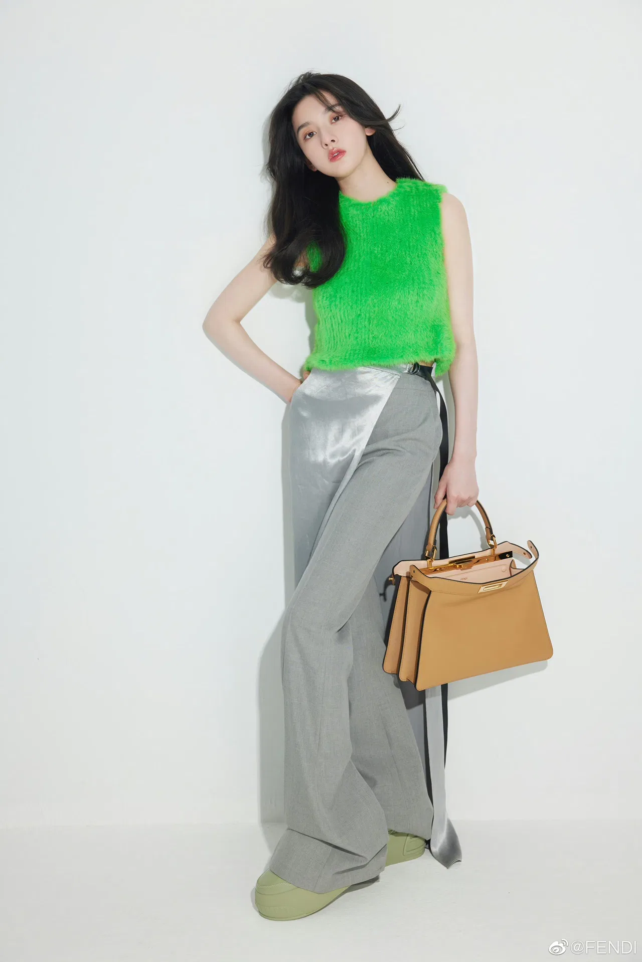 FEN 27FW CMBSDWE 034 토트백