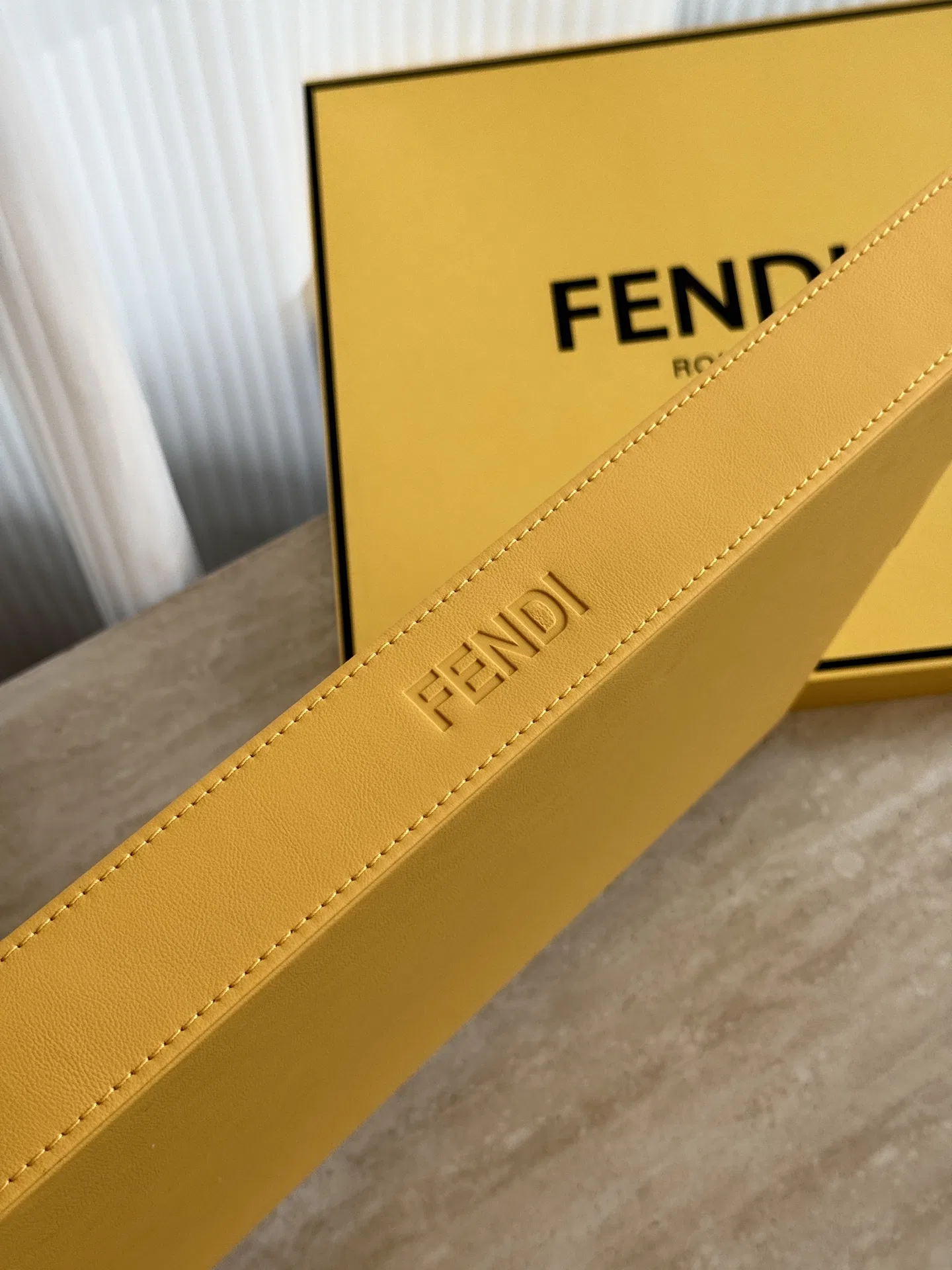 FEN 27FW ICBHIYG 002 트레이 4
