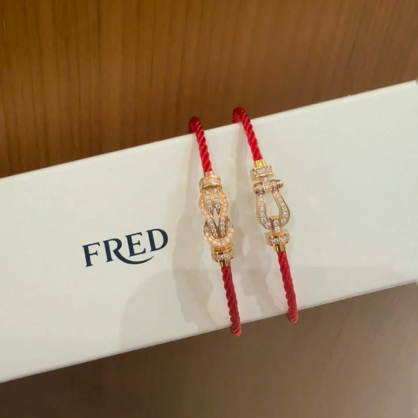 FRED 27FW OJGLUNI 002 다이아팔찌 3