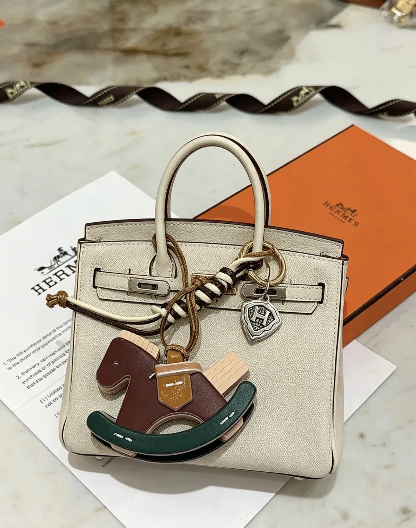 HER 27FW AENZSWQ 015 참 4