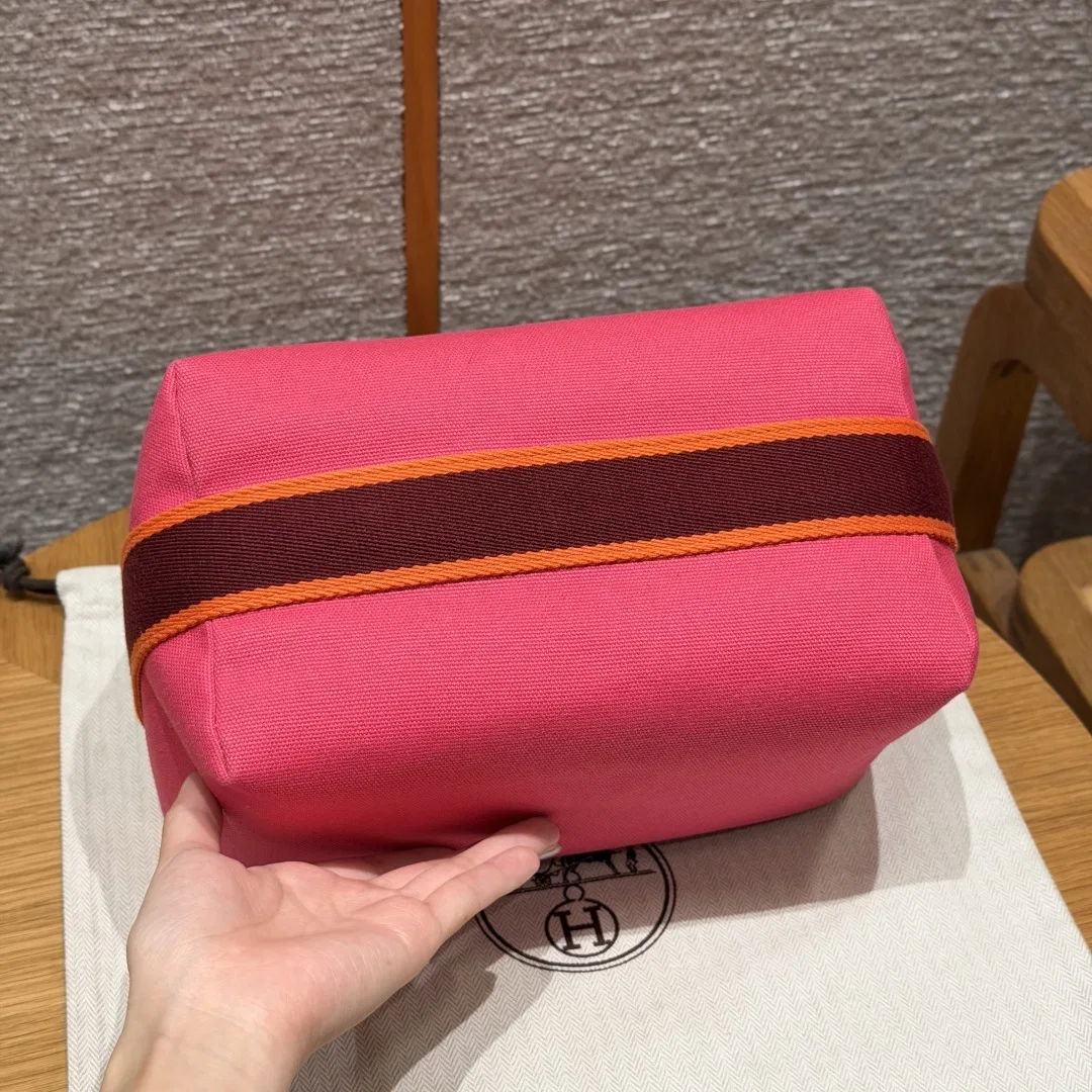 HER 27FW DCFARNA 011 파우치 5