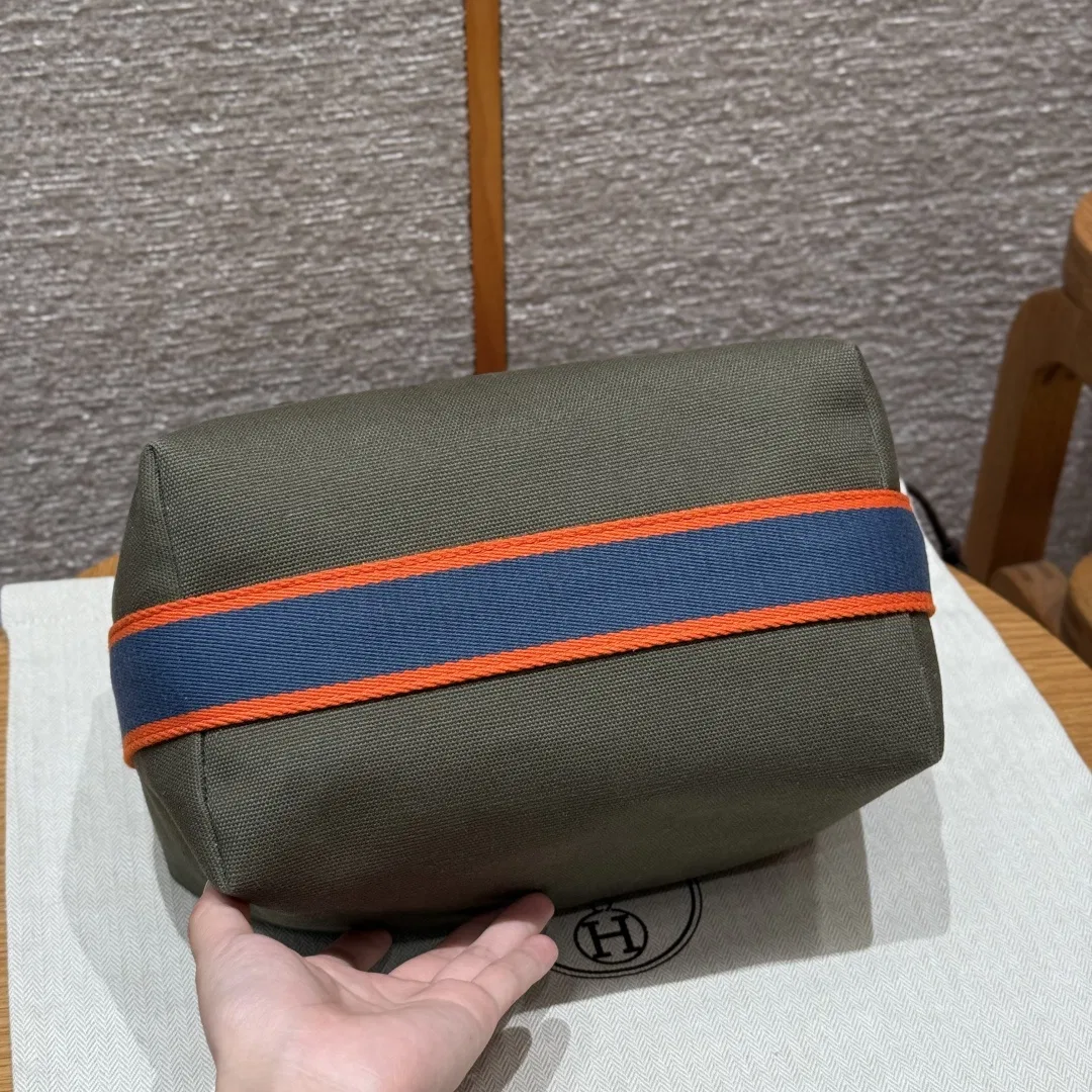 HER 27FW DCFARNA 013 파우치 5