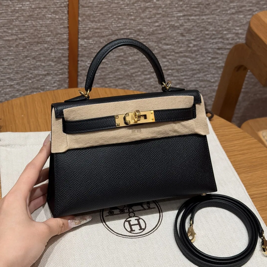 HER 27FW DCFARNA 023 토트백
