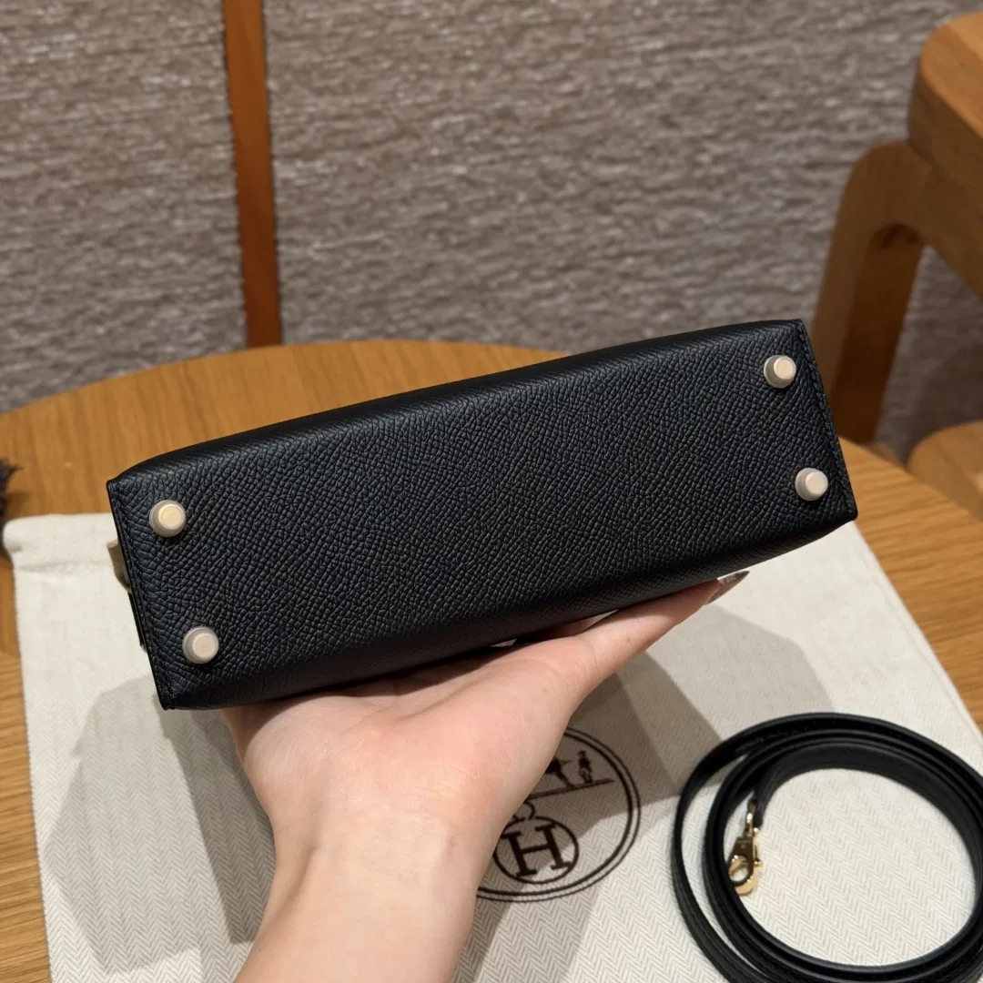 HER 27FW DCFARNA 023 토트백 5