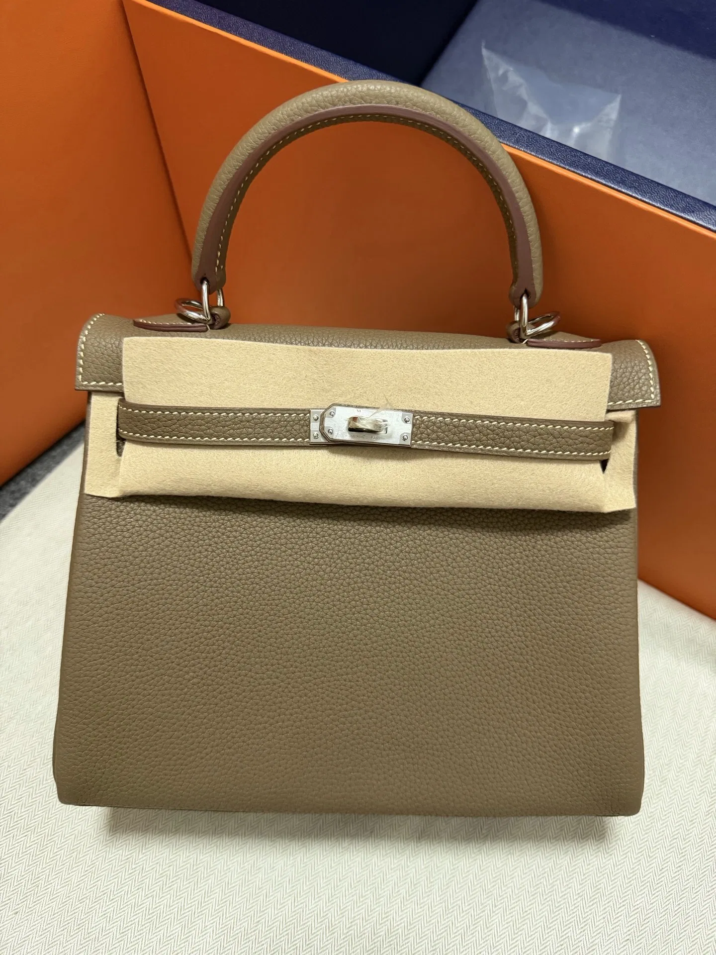 HER 27FW OLJXCOB 010 토트백
