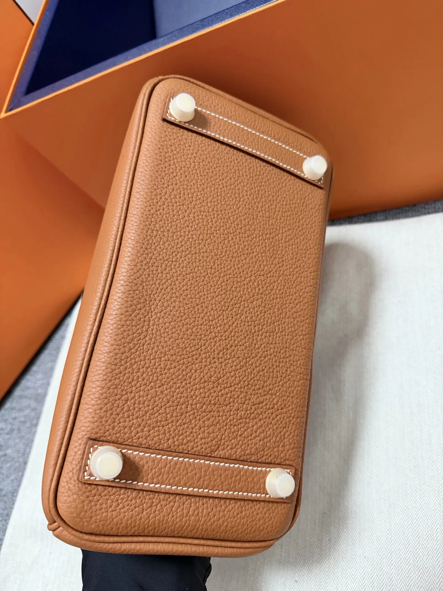 HER 27FW OLJXCOB 011 토트백 6