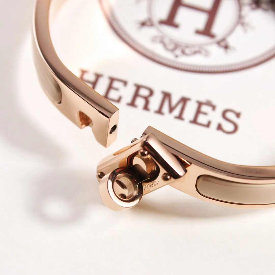 HER 27FW SLPLUUP 002 팔찌 3