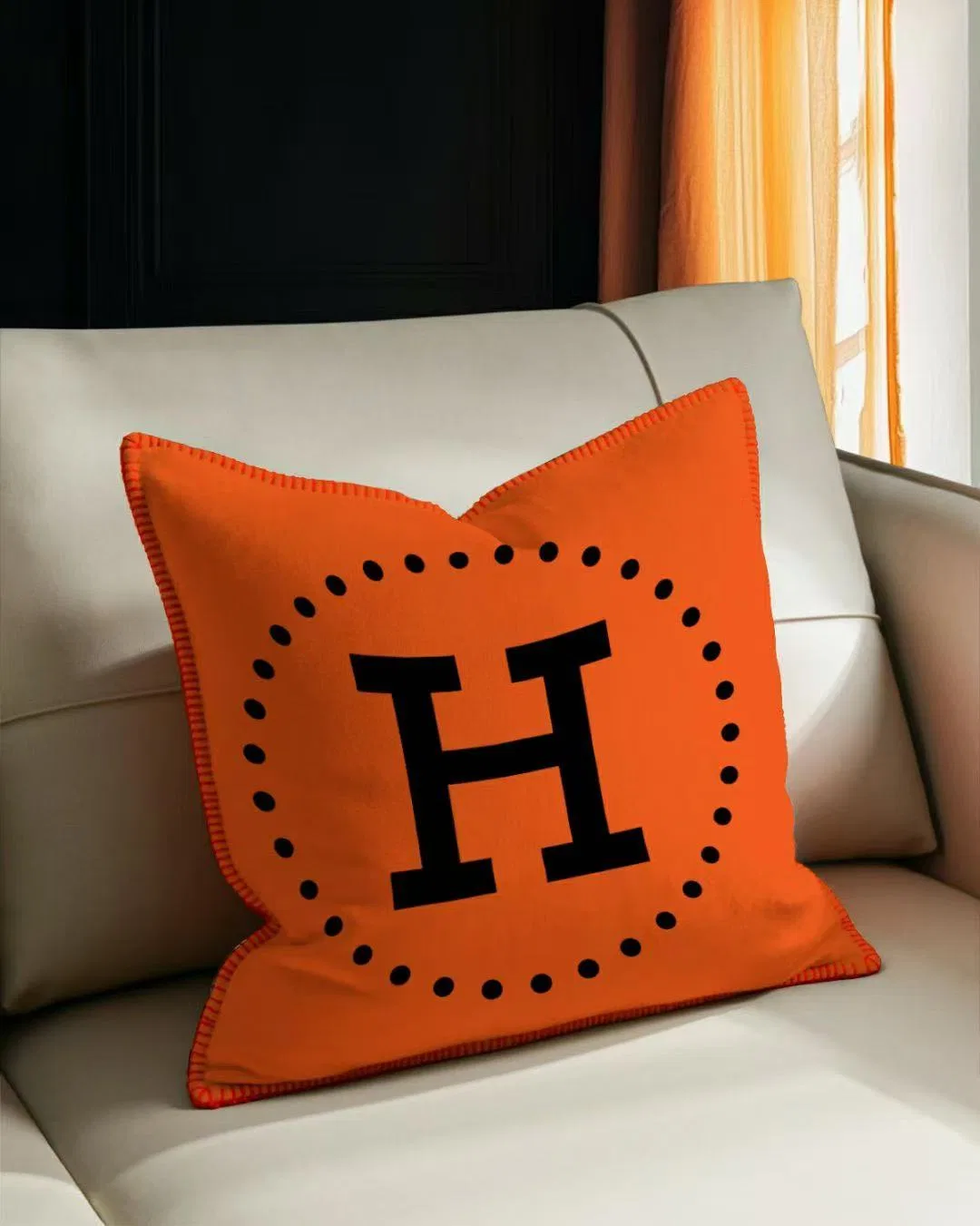 HER 27FW YQIXMVN 005 쇼파베게 4