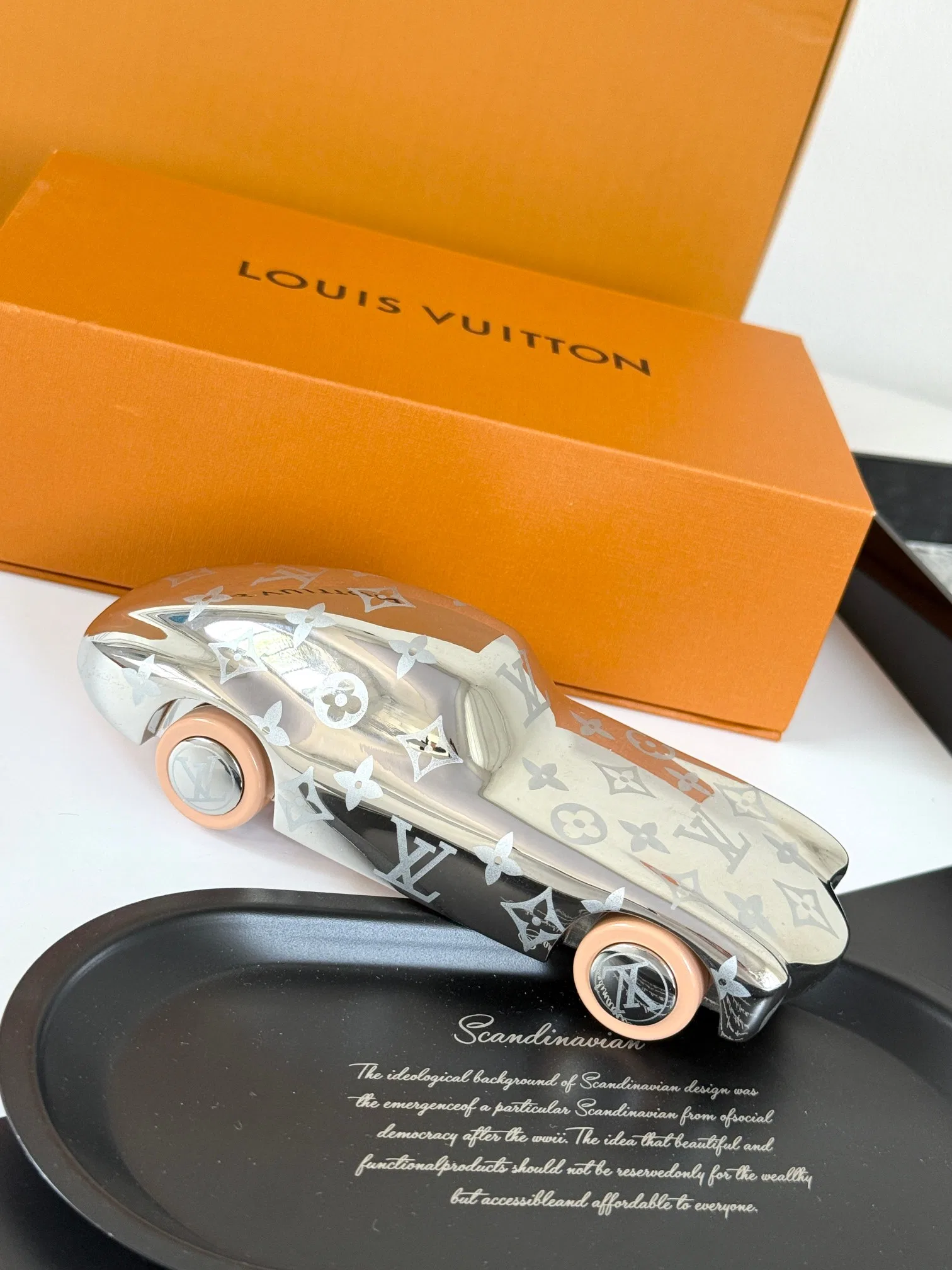 LV 27FW AKUCGHD 007 자동차 3