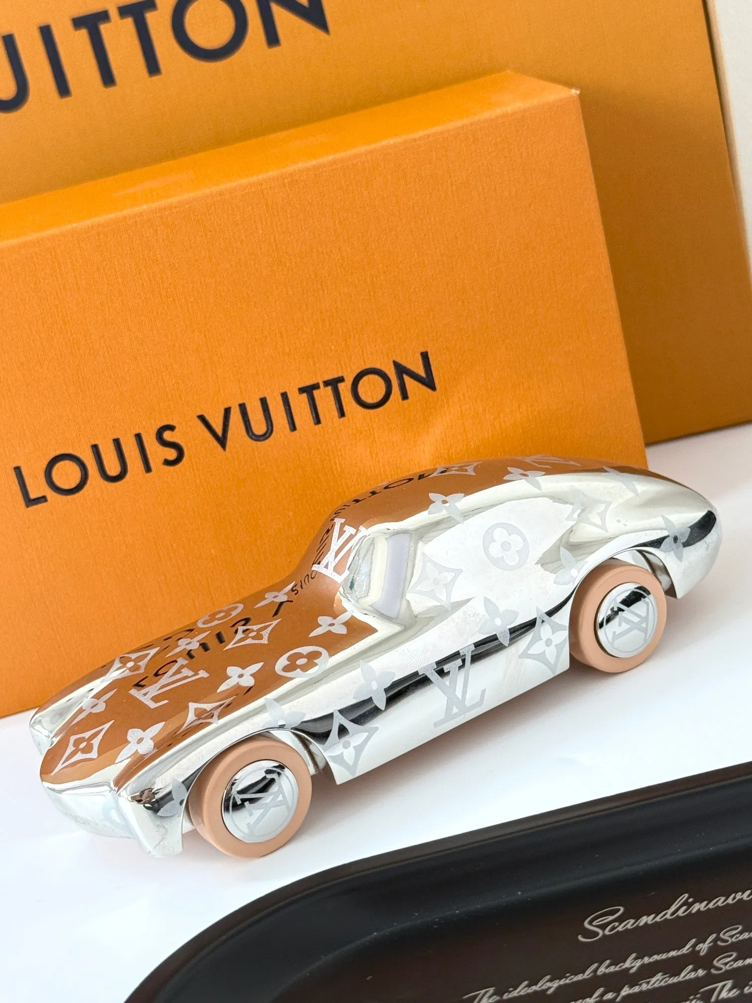 LV 27FW AKUCGHD 007 자동차 6
