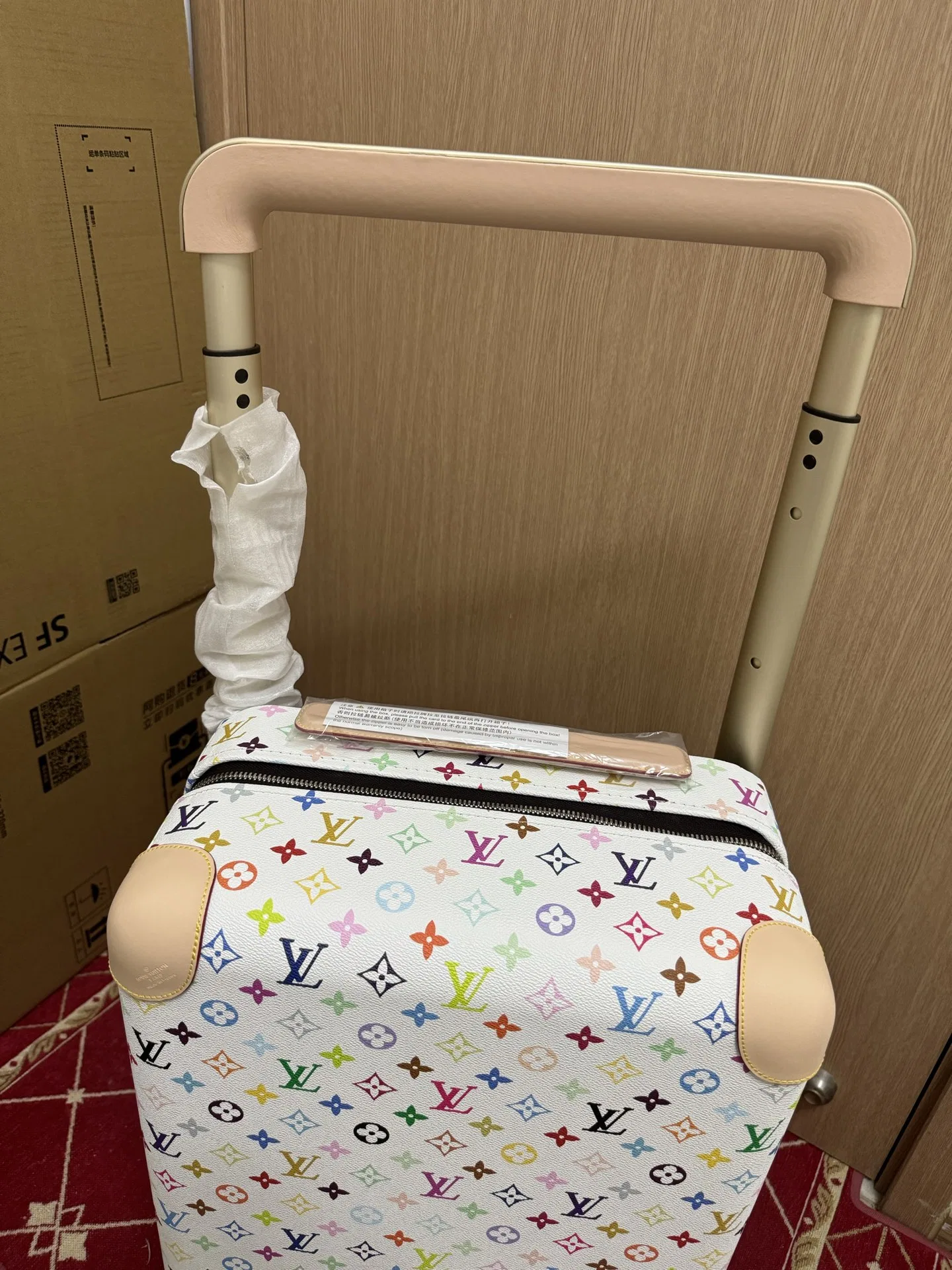 LV 27FW AKUCGHD 011 캐리어 3
