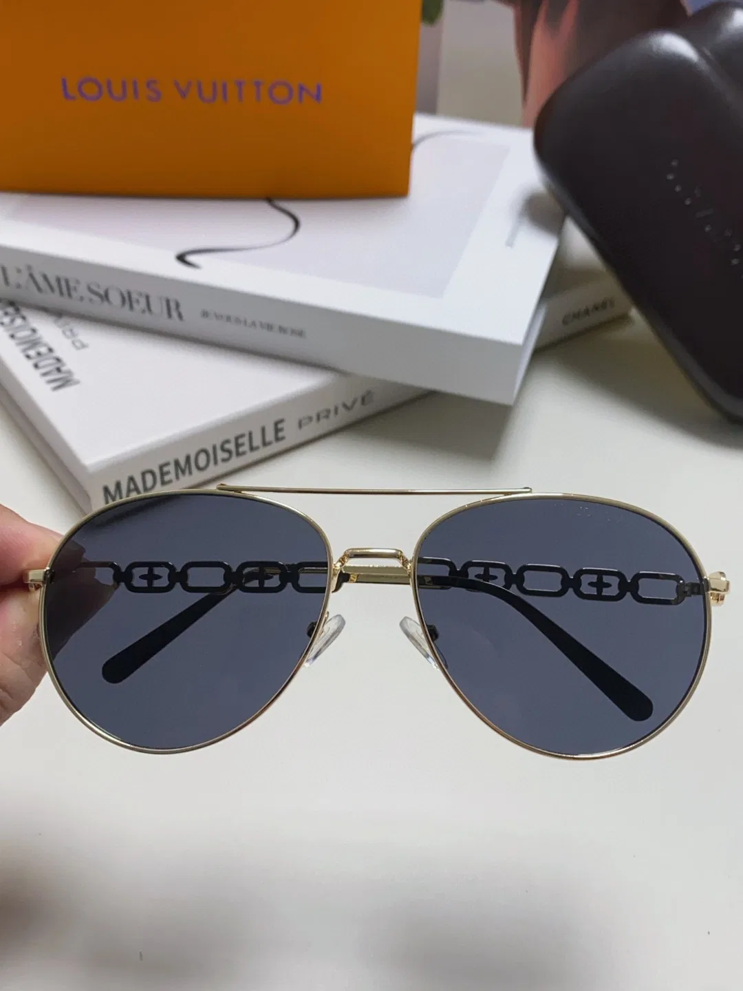 LV 27FW AKUCGHD 014 선글라스 6