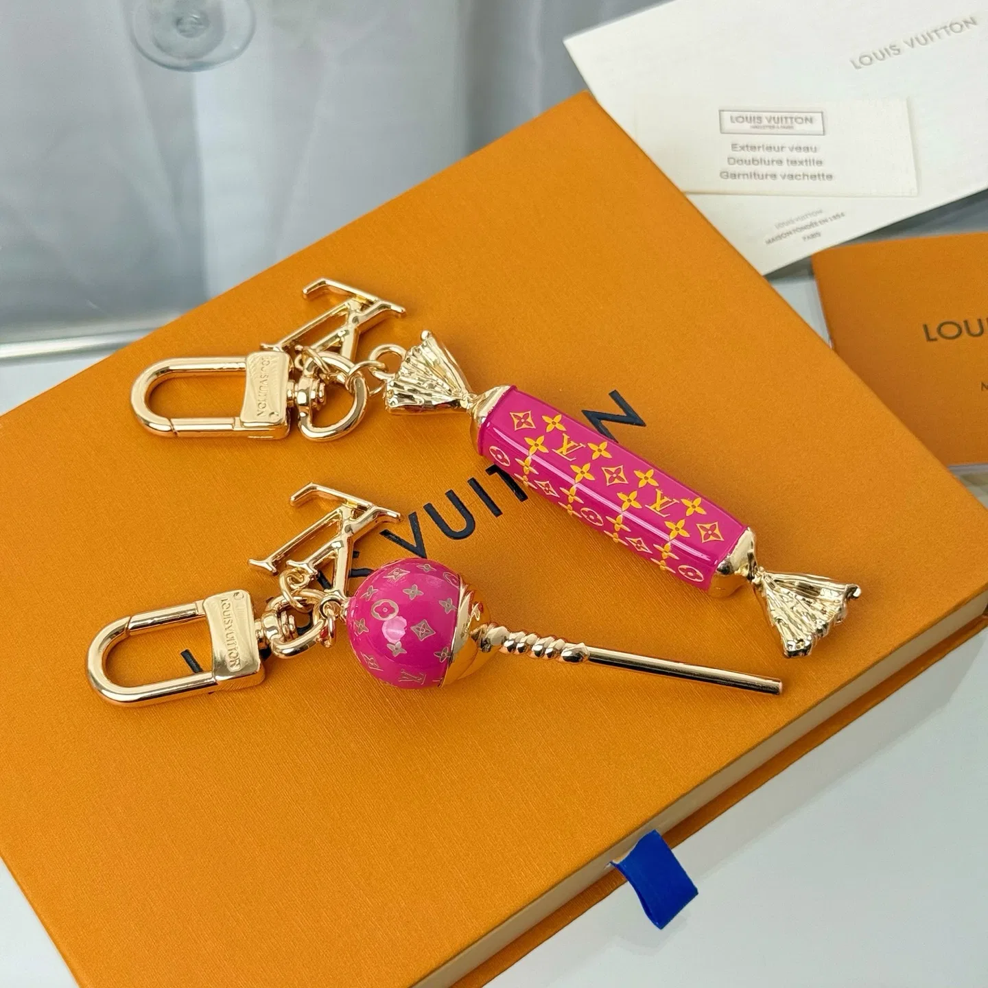 LV 27FW AKUCGHD 019 키링