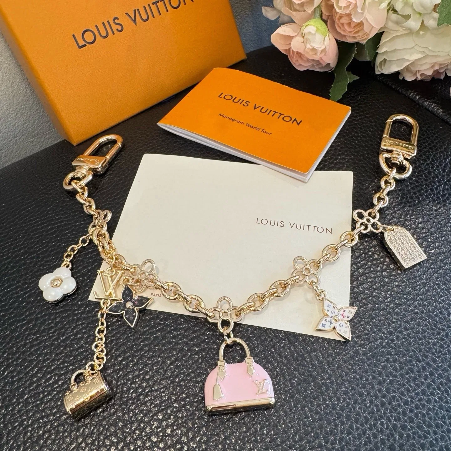 LV 27FW AKUCGHD 030 목걸이 3