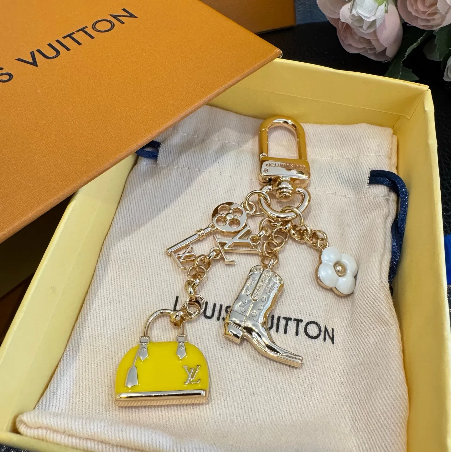LV 27FW AKUCGHD 033 키링 6