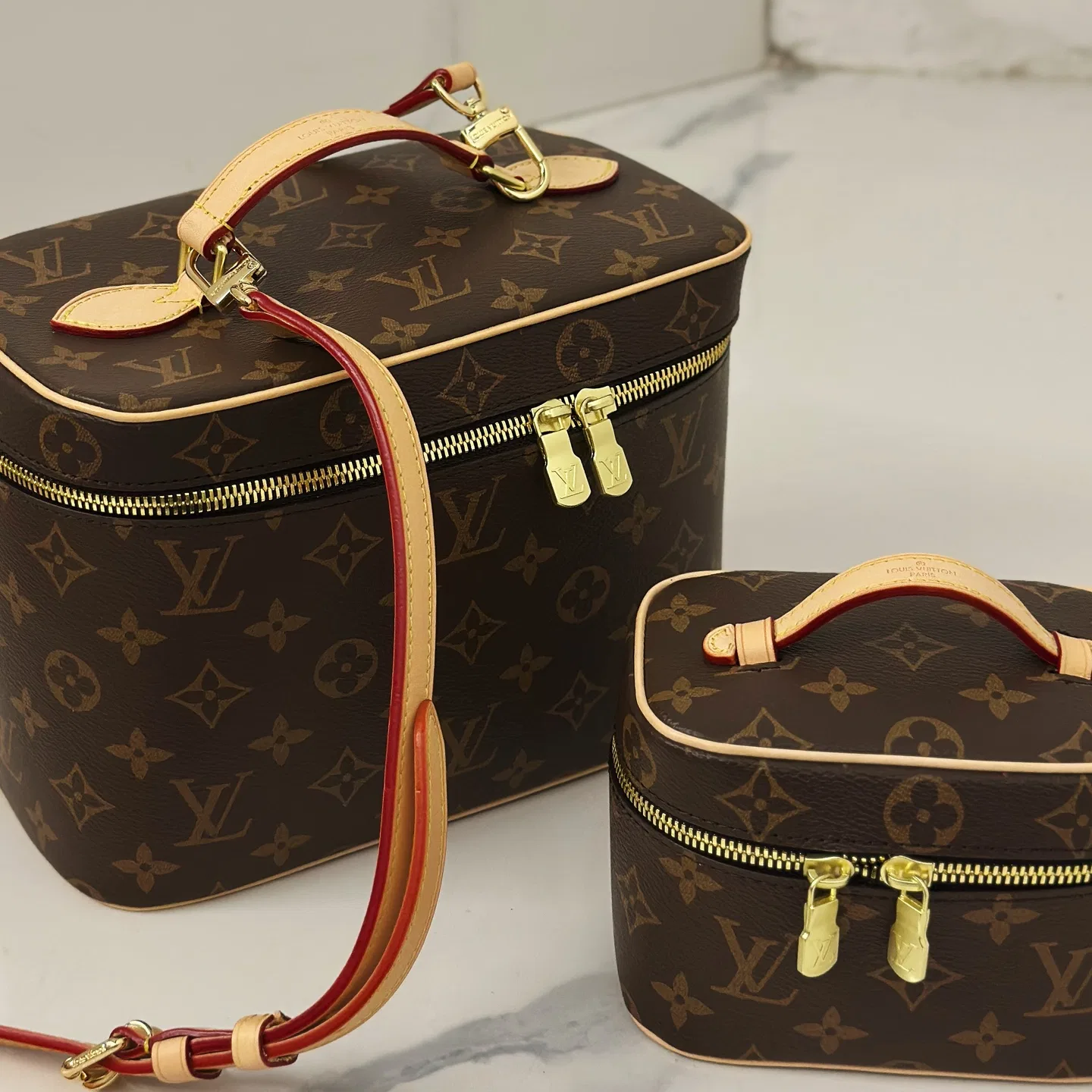 LV 27FW AKUCGHD 042 파우치 6