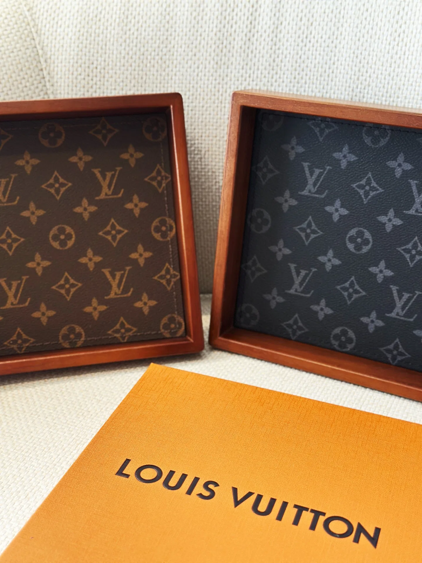 LV 27FW AKUCGHD 043 트레이 6