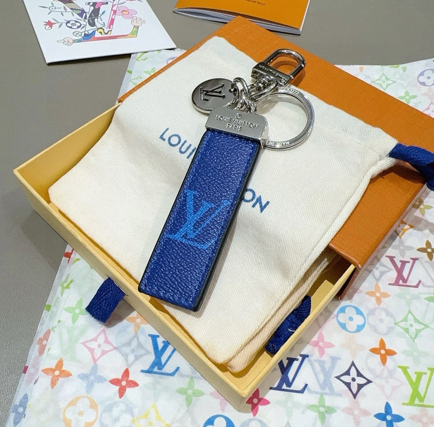 LV 27FW AKUCGHD 044 키링 3