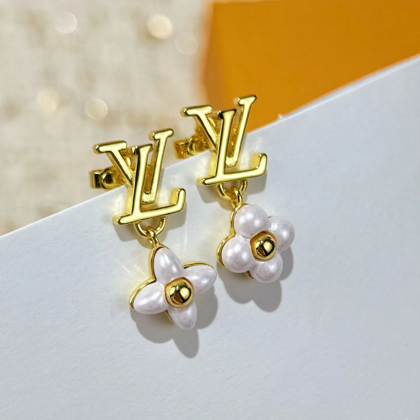 LV 27FW AKUCGHD 063 귀걸이 5