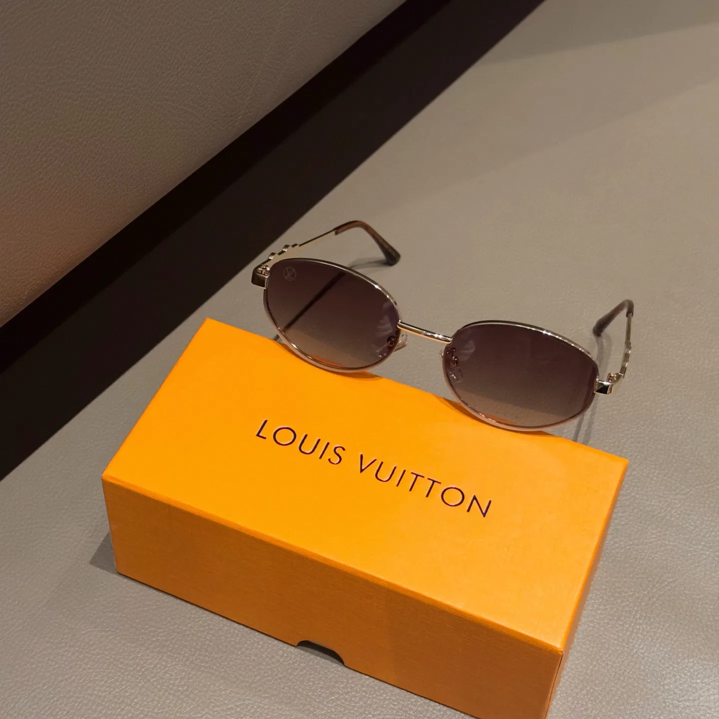 LV 27FW AKUCGHD 074 선글라스 3