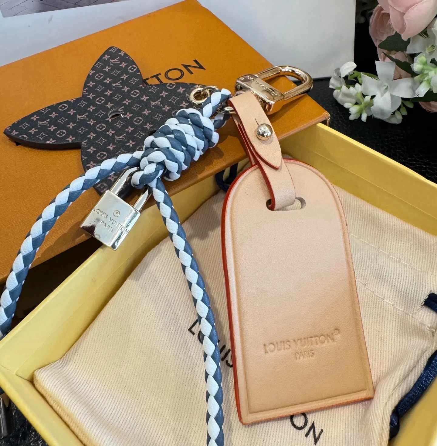 LV 27FW AKUCGHD 077 키링 5
