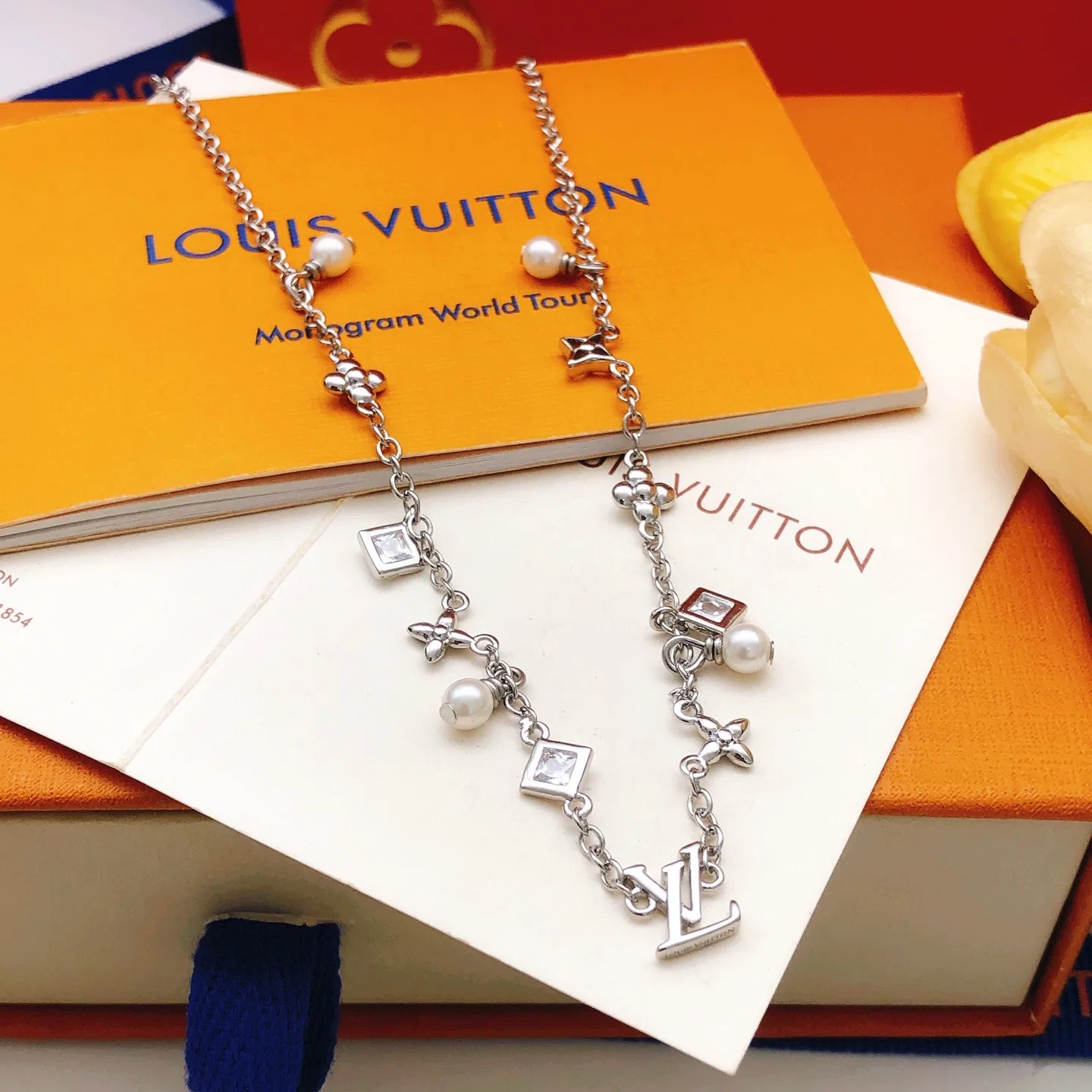 LV 27FW AKUCGHD 085 목걸이