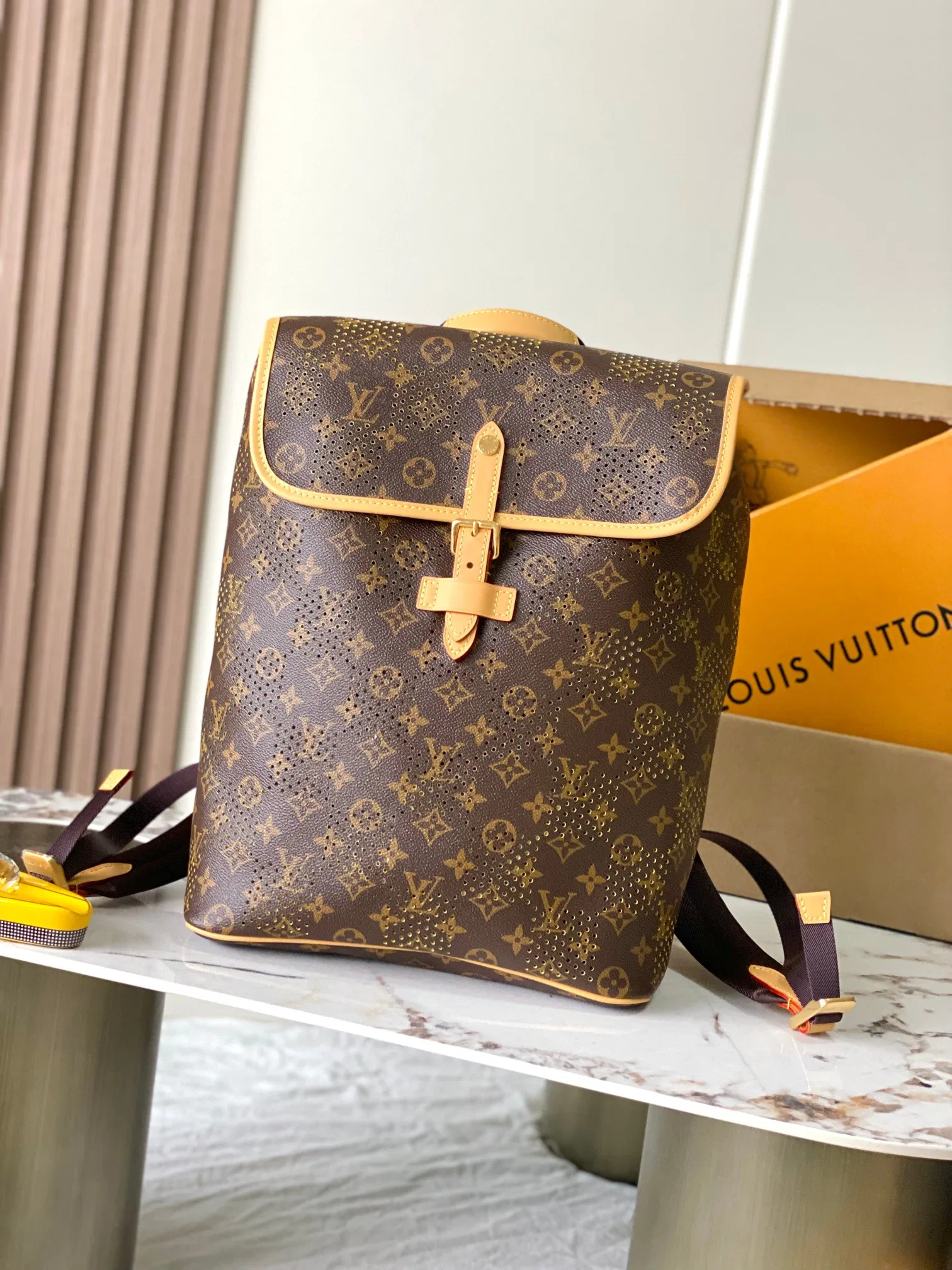 LV 27FW AKUCGHD 088 백팩
