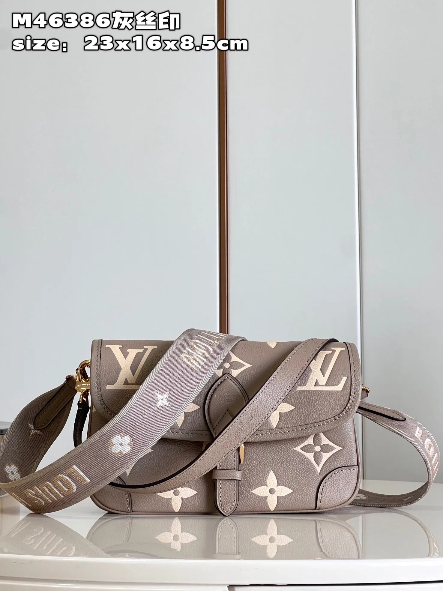 LV 27FW EJMGZXH 005 숄더백