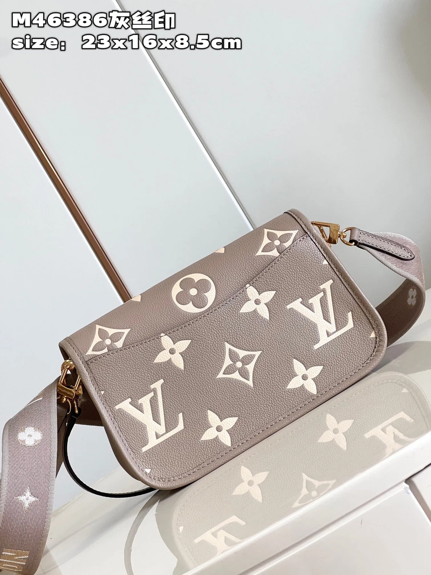 LV 27FW EJMGZXH 005 숄더백 5