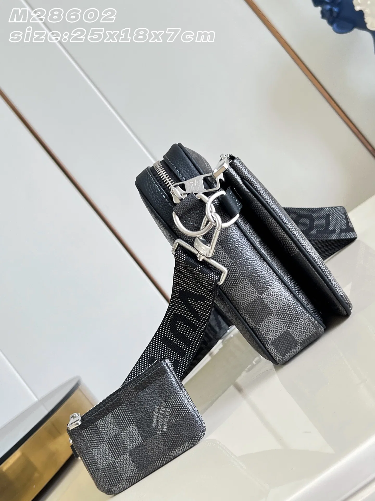 LV 27FW EJMGZXH 006 크로스백 3
