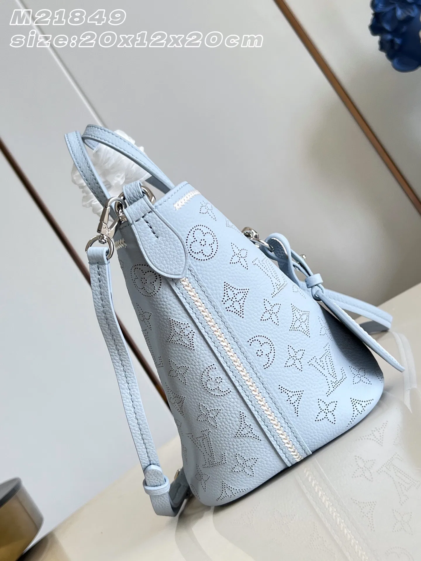 LV 27FW EJMGZXH 008 토트백 4