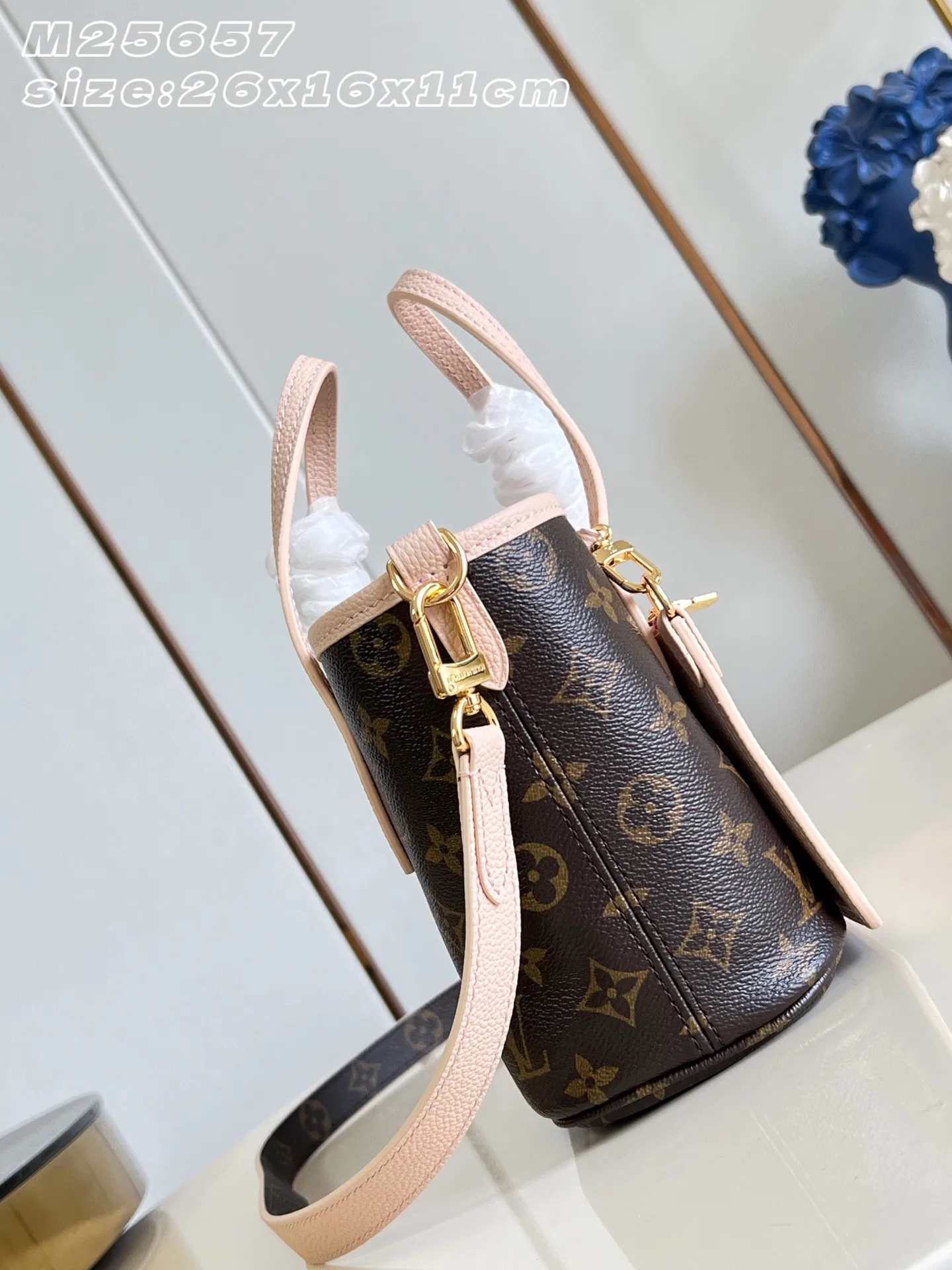 LV 27FW EJMGZXH 011 숄더백