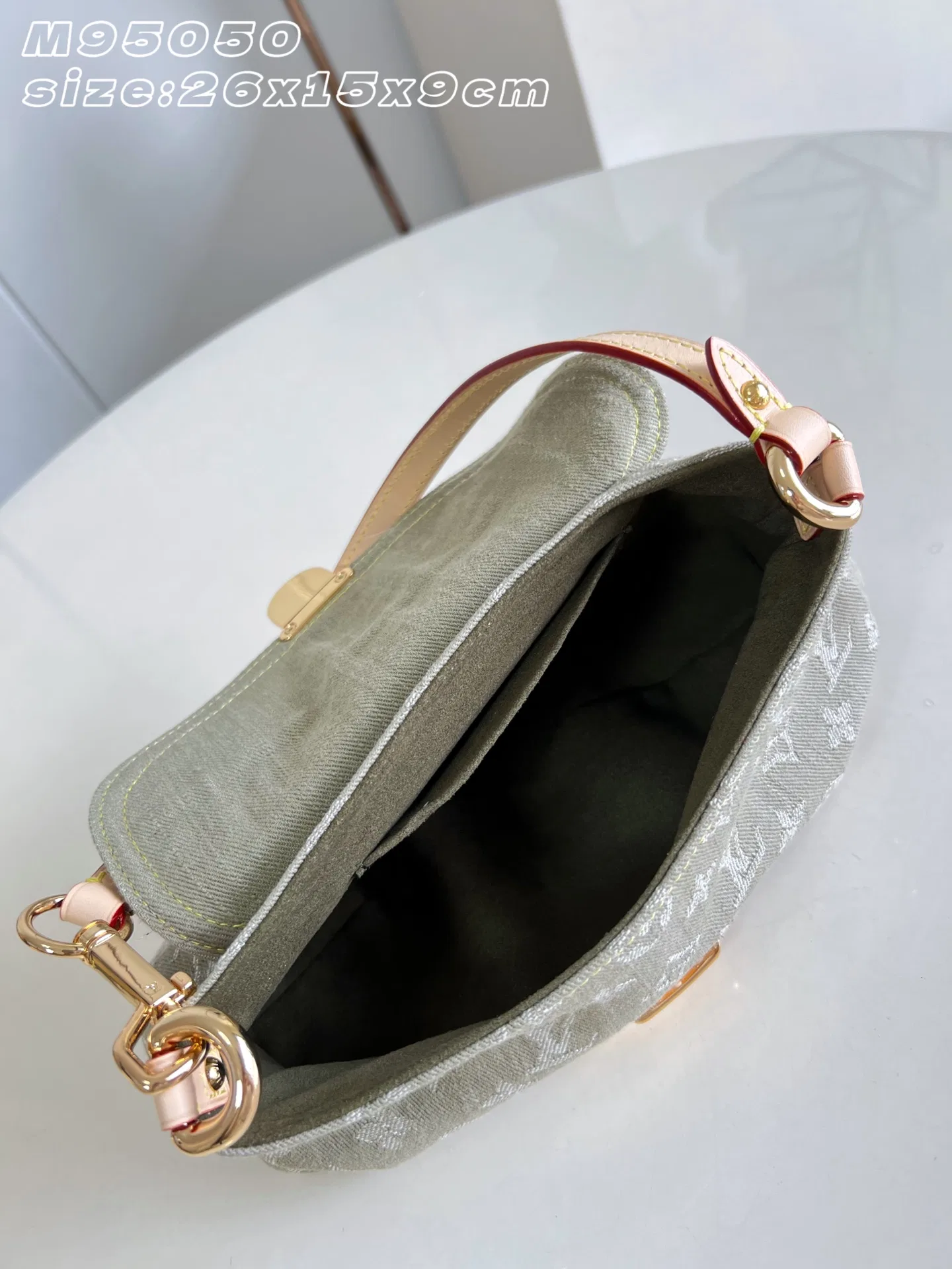 LV 27FW EJMGZXH 013 미니백 6