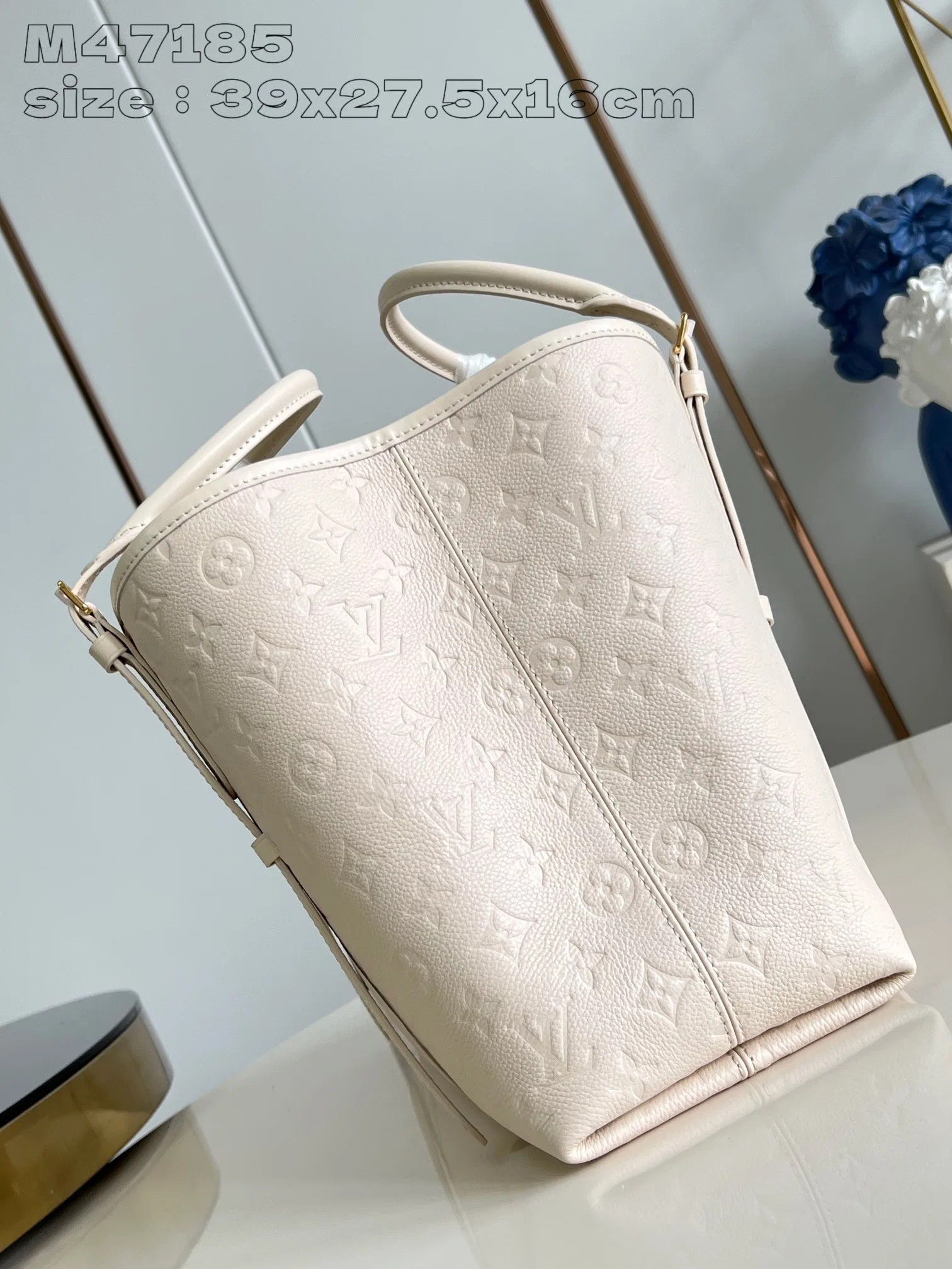 LV 27FW EJMGZXH 038 버킷백 3