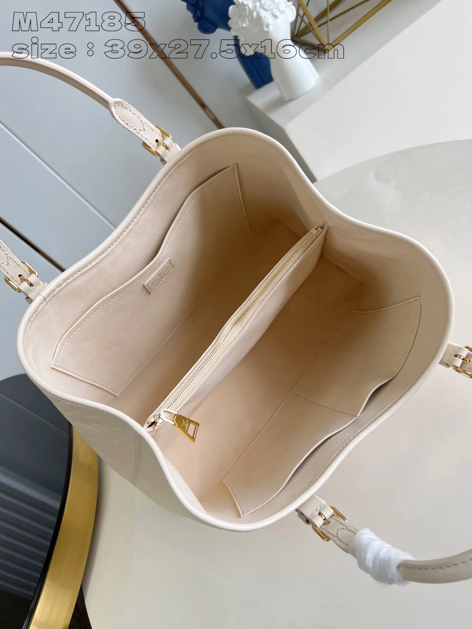LV 27FW EJMGZXH 038 버킷백 5