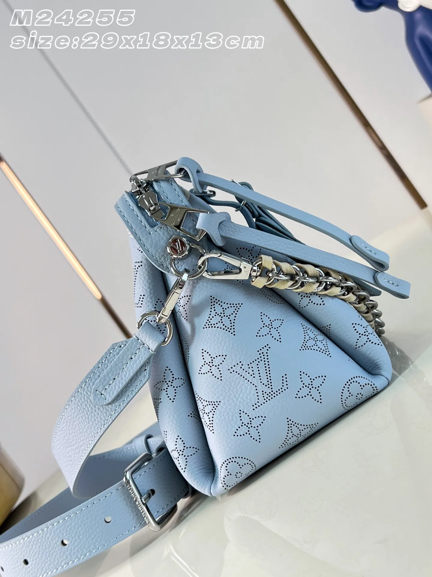 LV 27FW EJMGZXH 042 숄더백 3