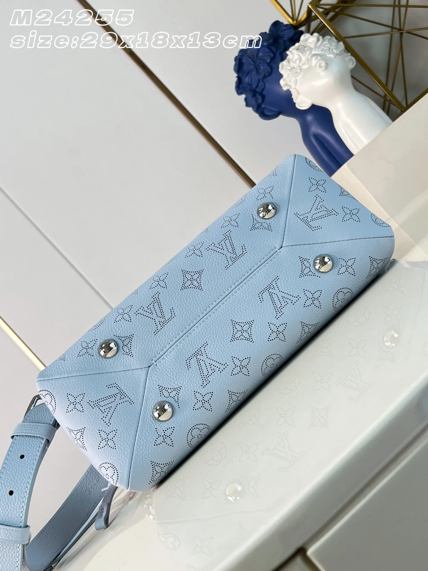 LV 27FW EJMGZXH 042 숄더백 6