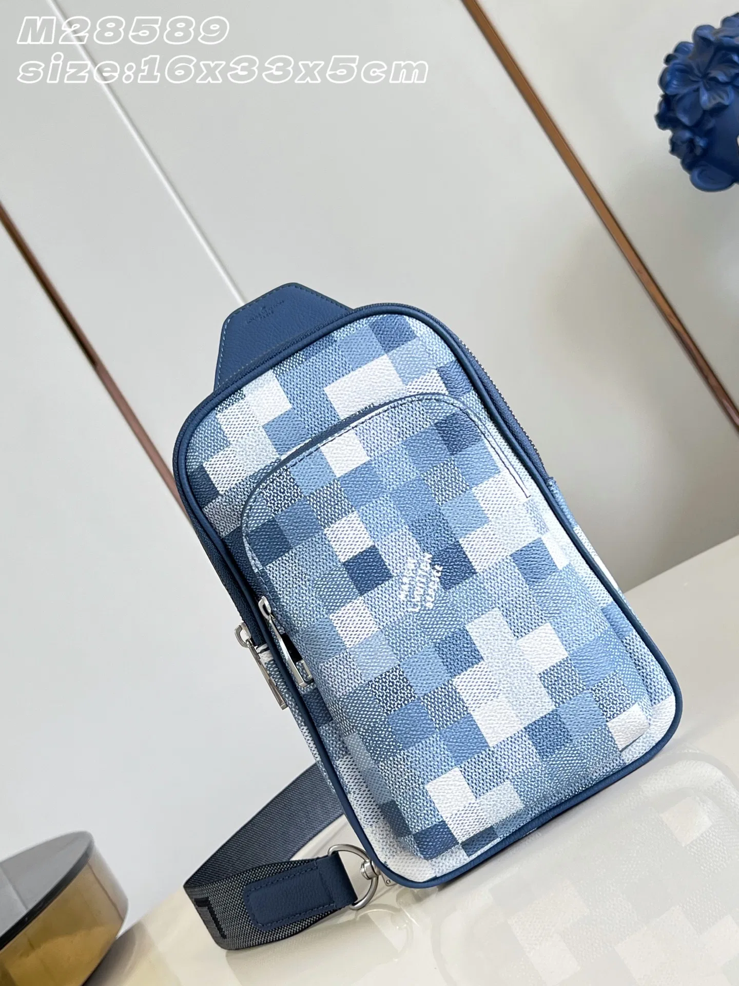 LV 27FW EJMGZXH 046 힙색