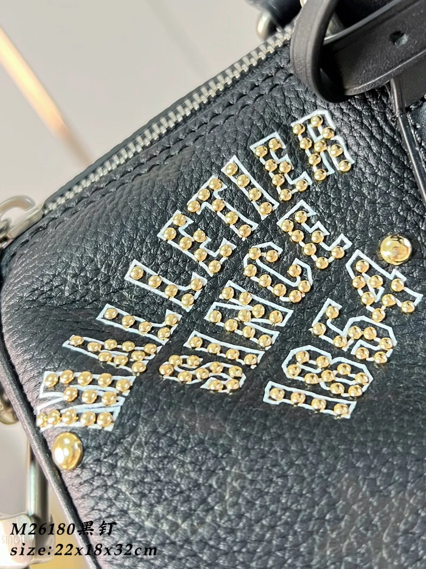 LV 27FW EJMGZXH 049 토트백 5