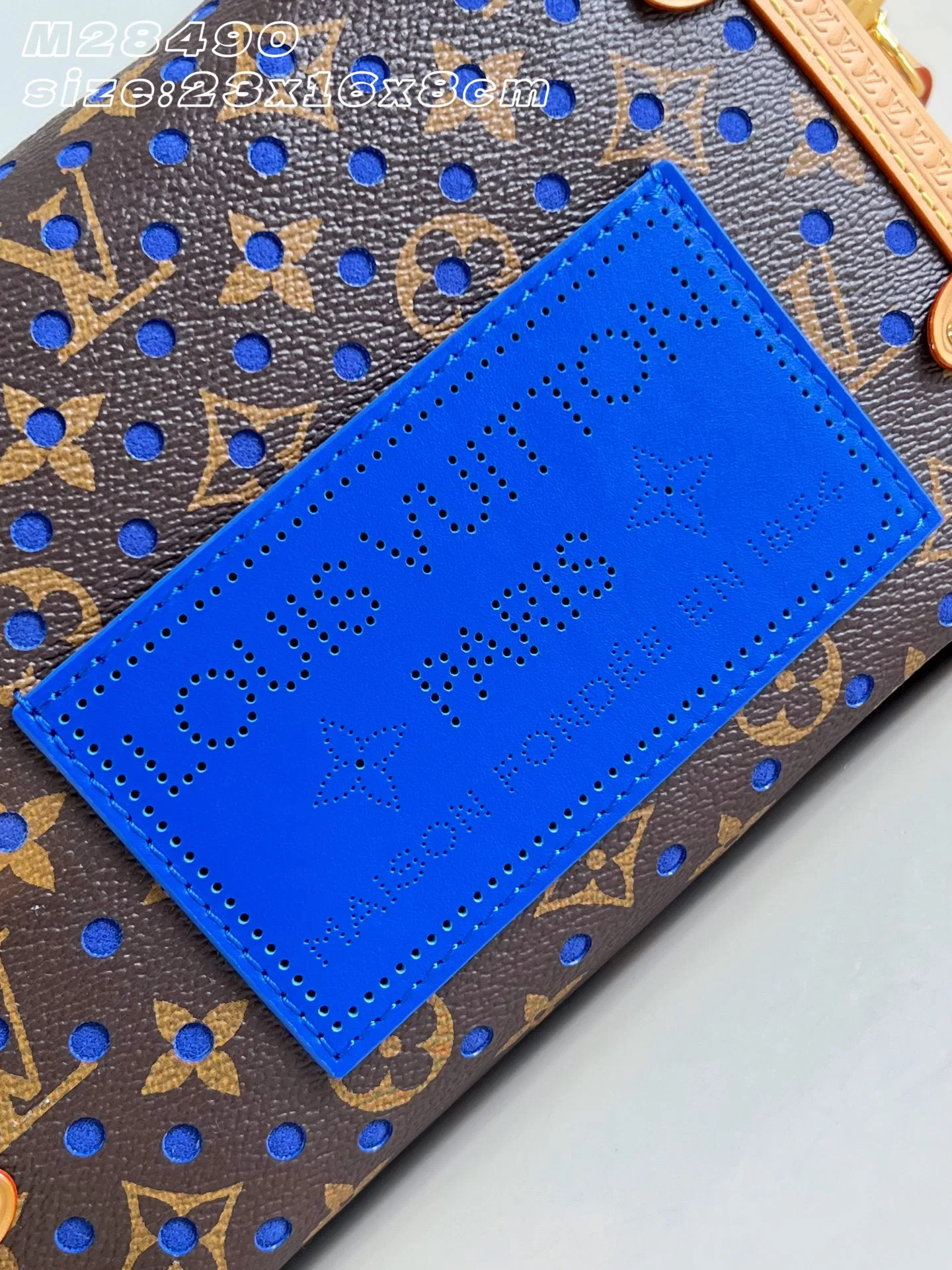 LV 27FW EJMGZXH 050 크로스백 3