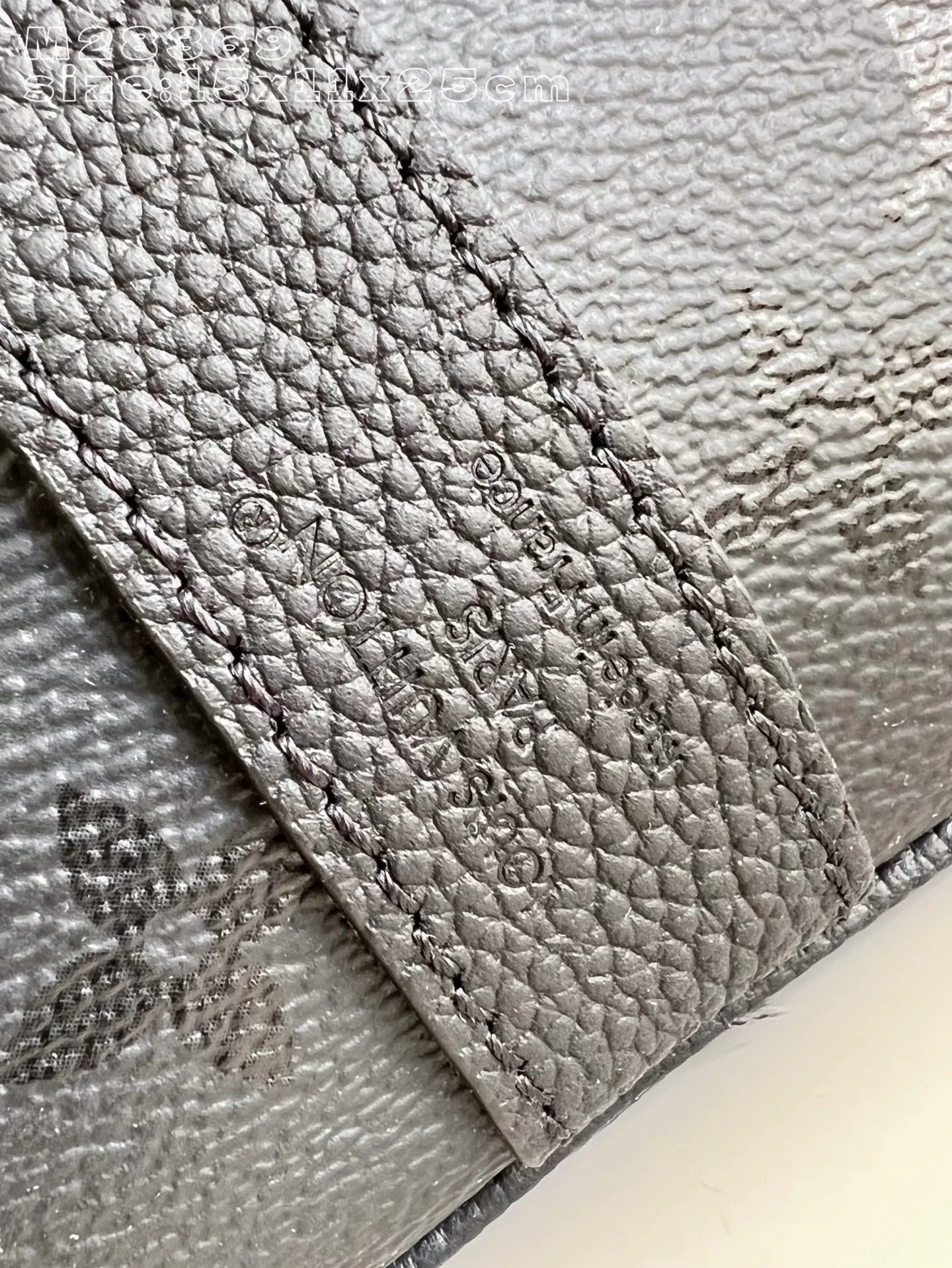 LV 27FW EJMGZXH 054 토트백 6