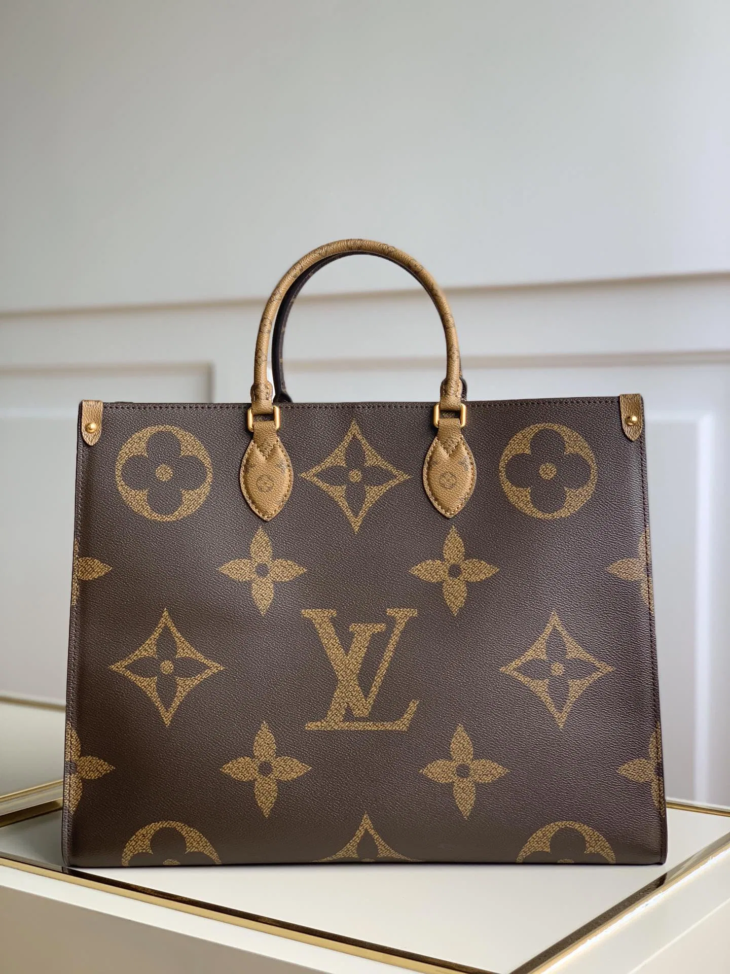 LV 27FW EJMGZXH 066 토트백