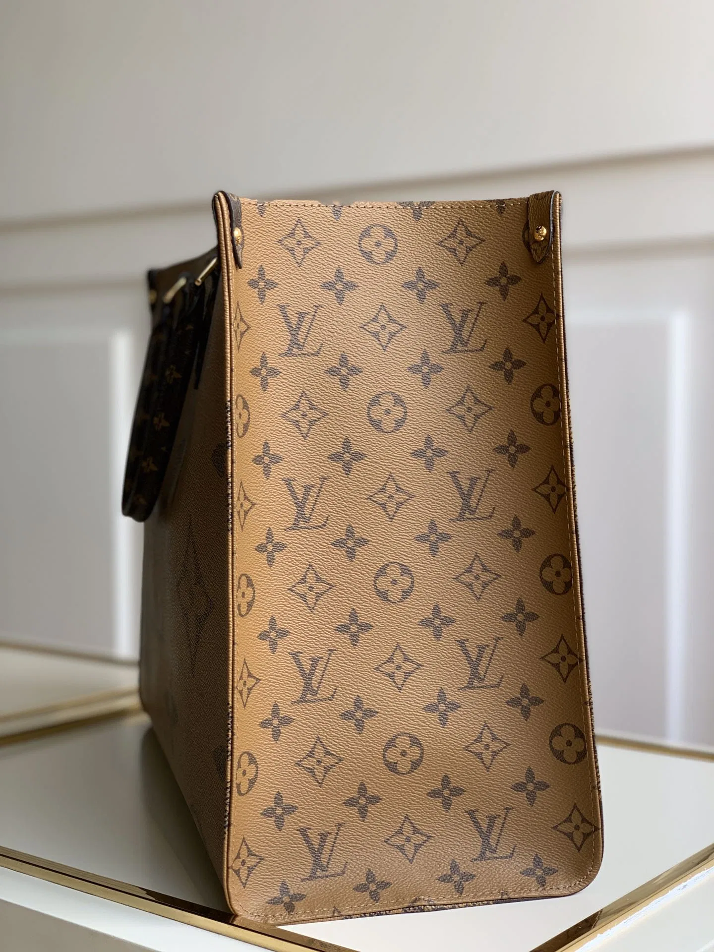 LV 27FW EJMGZXH 066 토트백 5