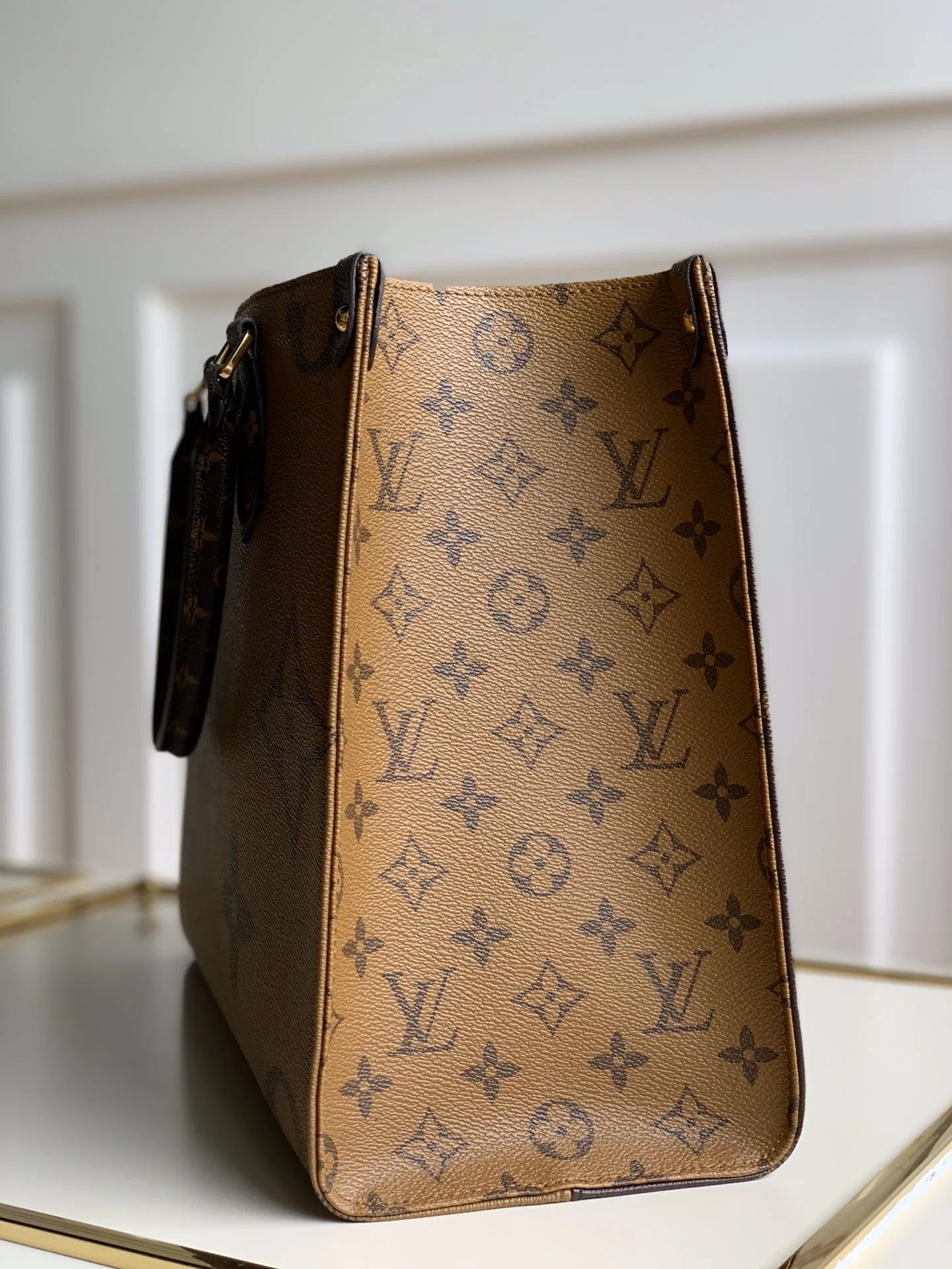 LV 27FW EJMGZXH 067 토트백 3