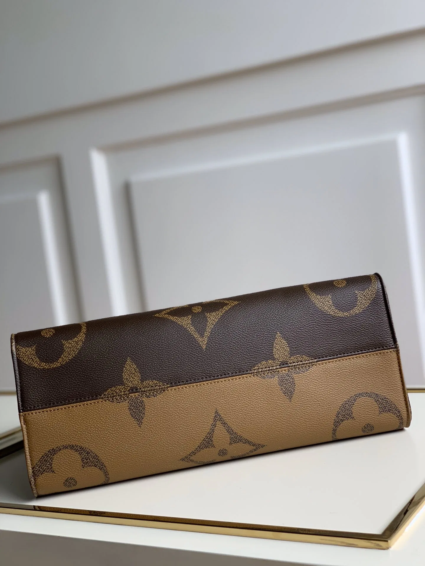 LV 27FW EJMGZXH 067 토트백 5